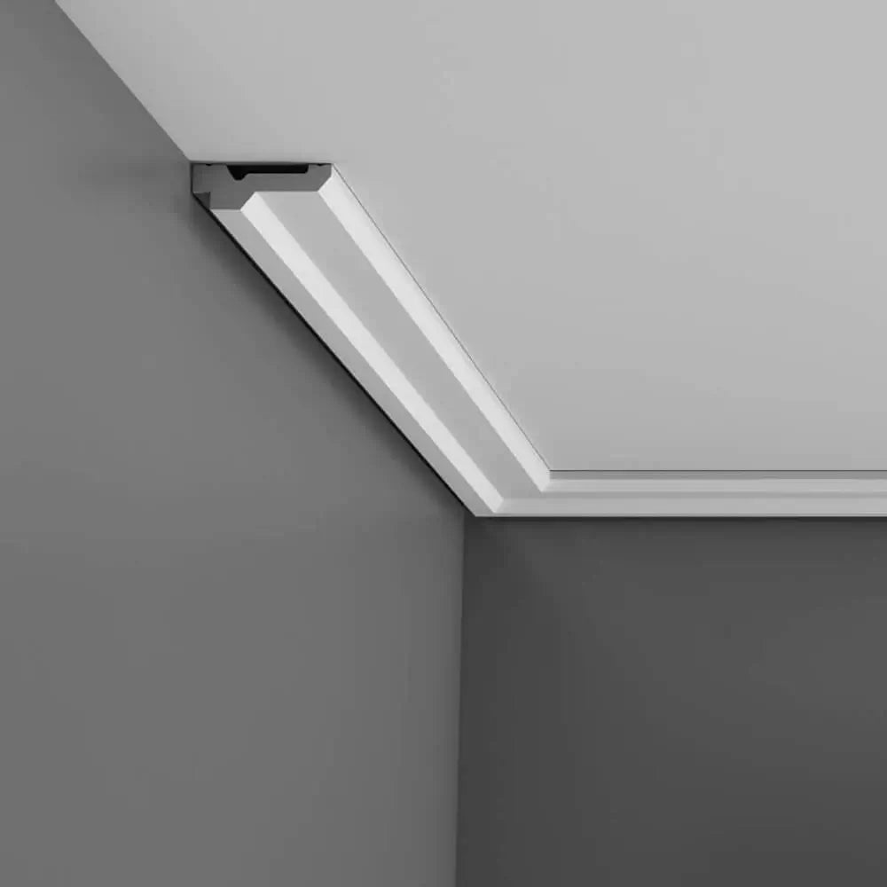 C360 cornice in white  | 60 x 21 x 2000 mm