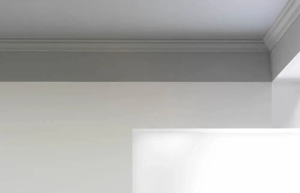 CX177 cornice in white | 70 x 60 x 2000 mm