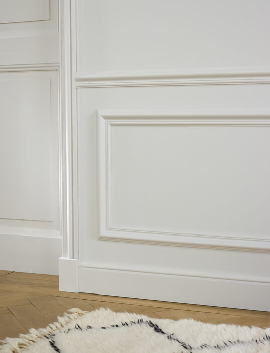 Pre-coated skirting board SX173-RAL9003 in white | 16 x 100 x 2000 mm